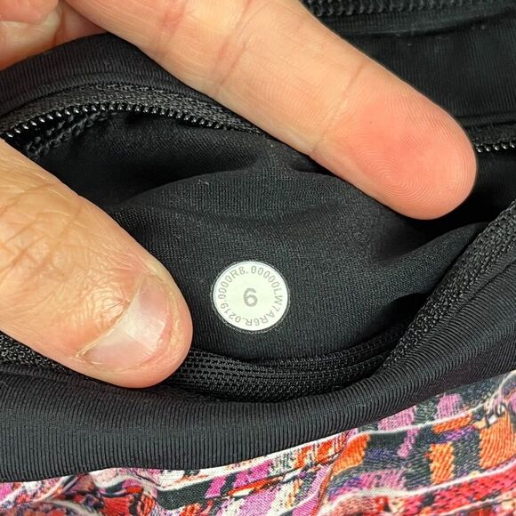 Lululemon Speed Up Short 2.5" Inseam Brief Lined Flash Pleat Orange Women's 6 - Picture 10 of 11